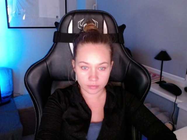 hollyBB