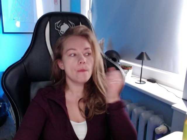 hollyBB