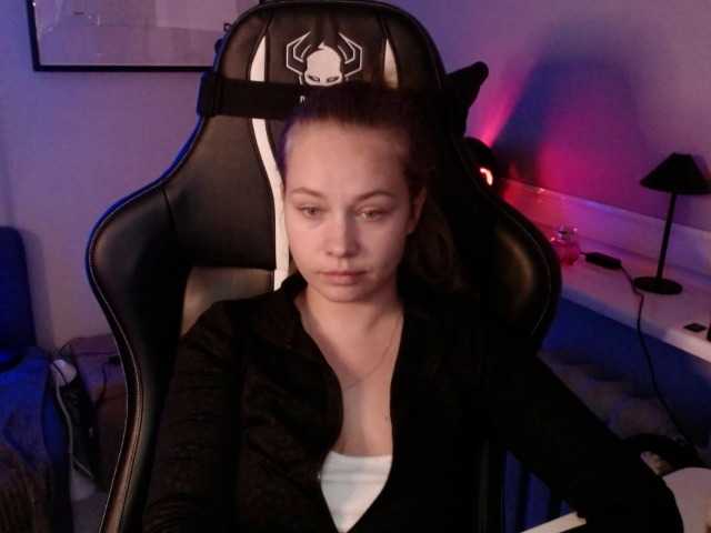 hollyBB live webcam show