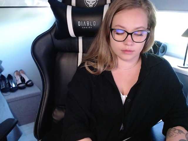 hollyBB