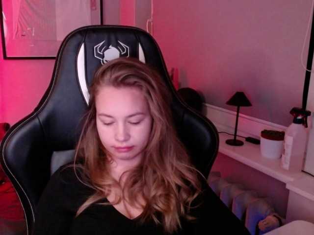 hollyBB