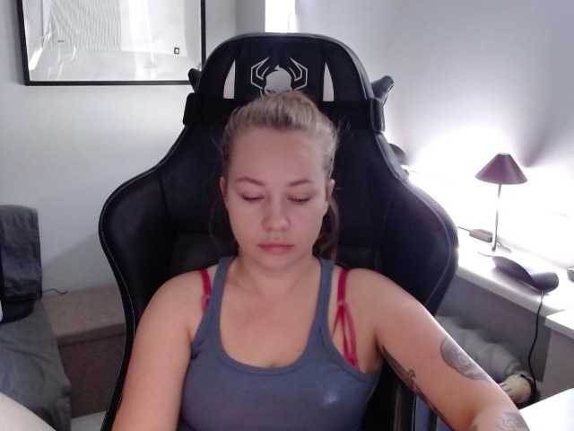 hollyBB
