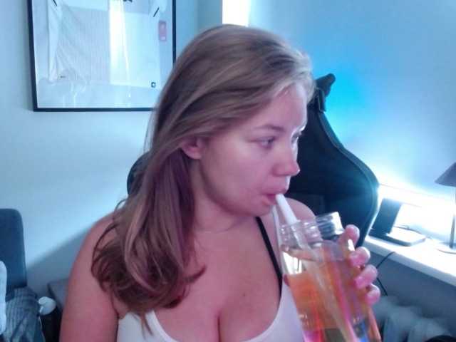 hollyBB
