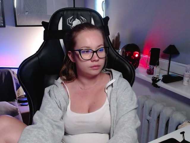 hollyBB