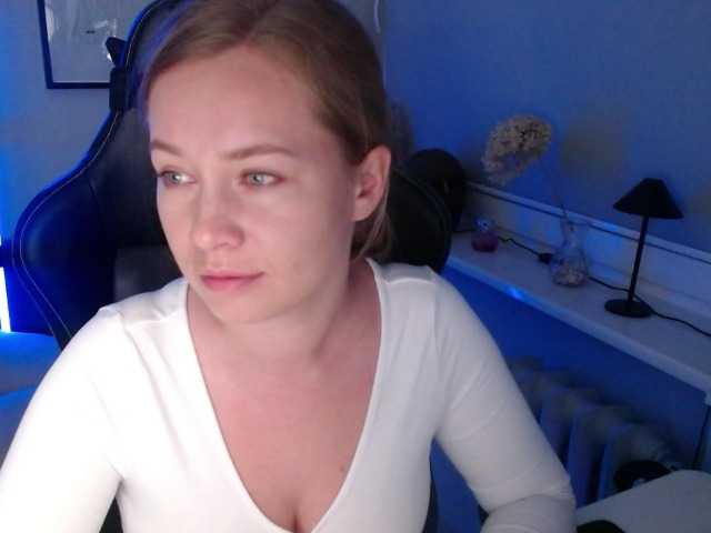 hollyBB live cam on BongaCams