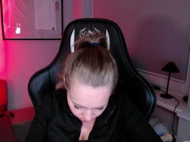hollyBB