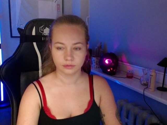 hollyBB live cam on BongaCams