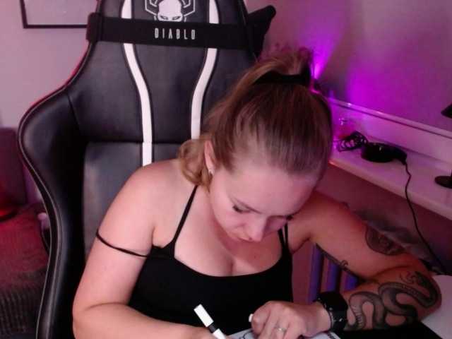 hollyBB