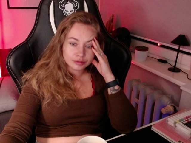 hollyBB