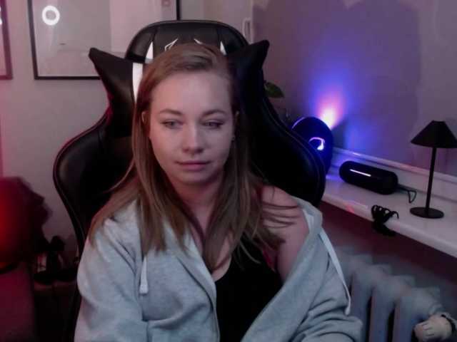 hollyBB