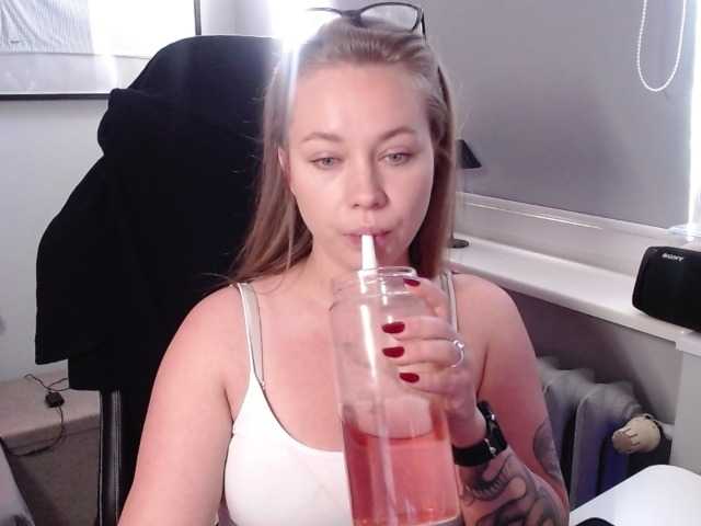 hollyBB