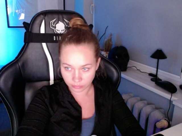 hollyBB