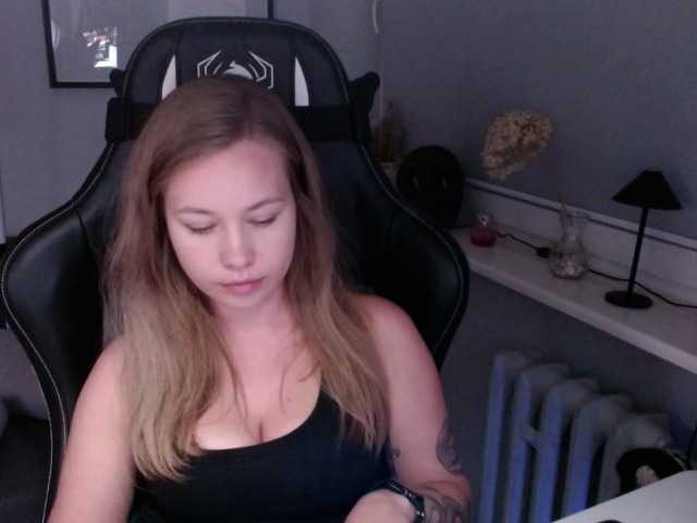 hollyBB