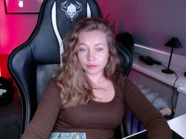 hollyBB