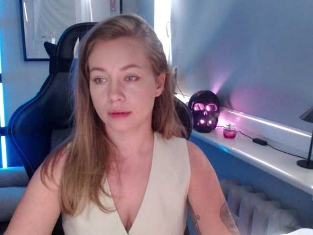 hollyBB