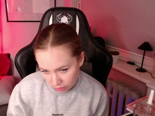 hollyBB