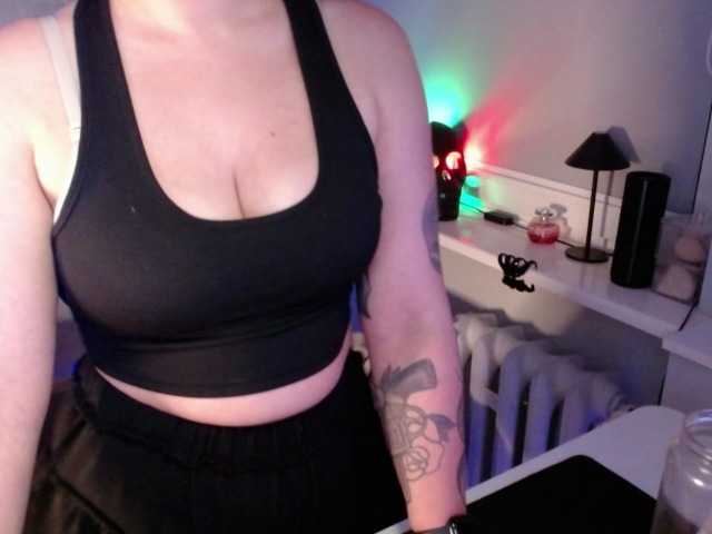 hollyBB
