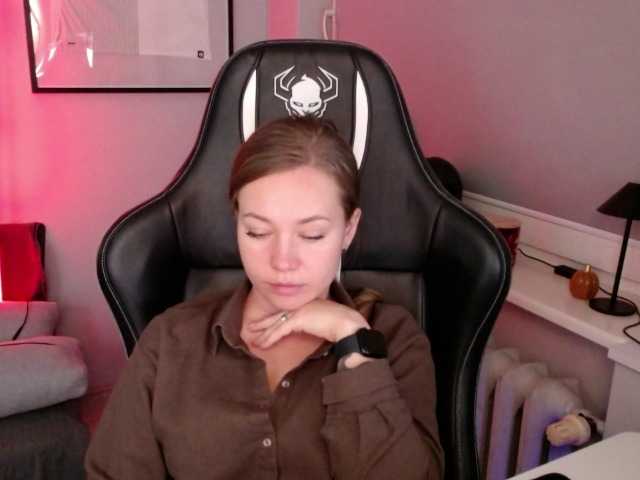 hollyBB live cam on BongaCams