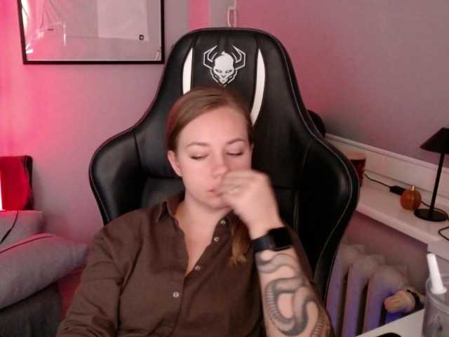 hollyBB