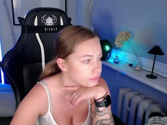 hollyBB