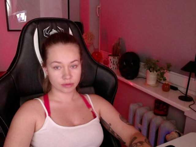 hollyBB live cam on BongaCams