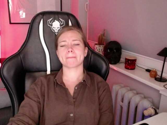 hollyBB