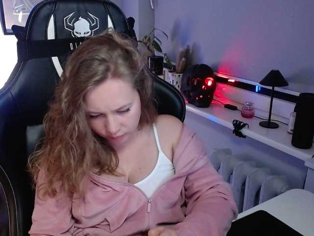 hollyBB live cam on BongaCams