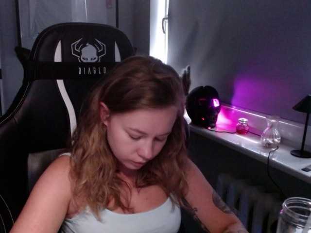 hollyBB