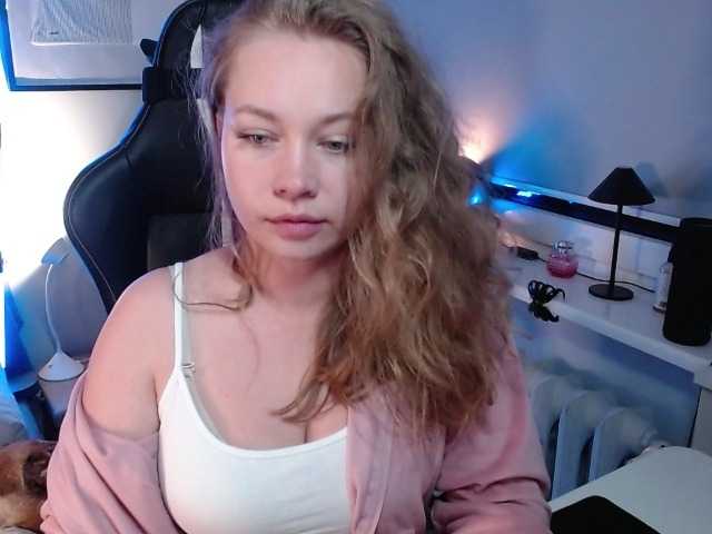 hollyBB live cam on BongaCams
