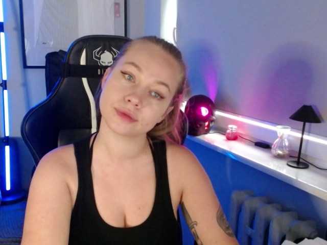hollyBB