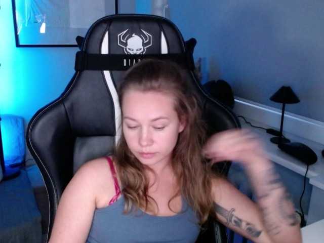 hollyBB