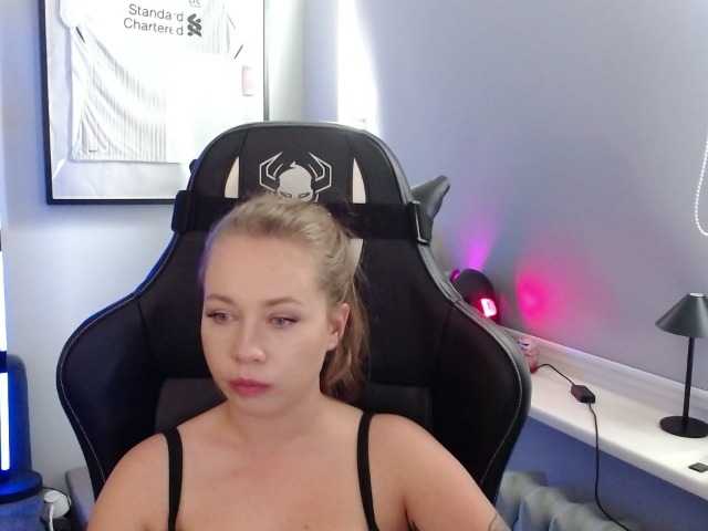 hollyBB