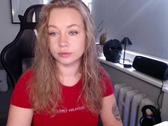 hollyBB live cam on BongaCams