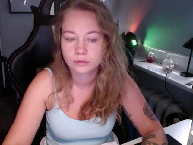 hollyBB