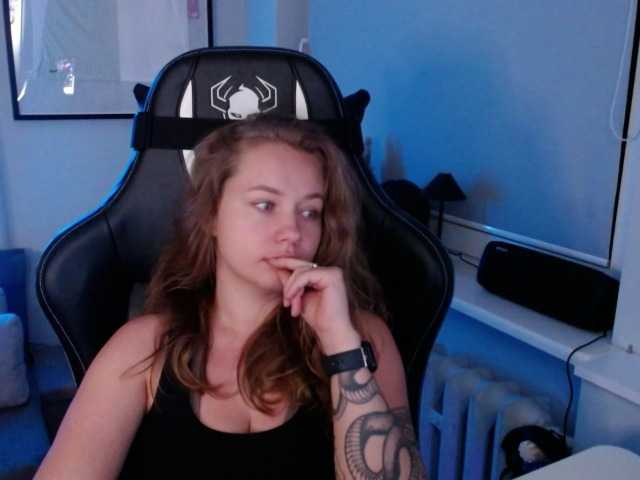 hollyBB