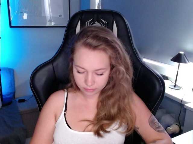 hollyBB