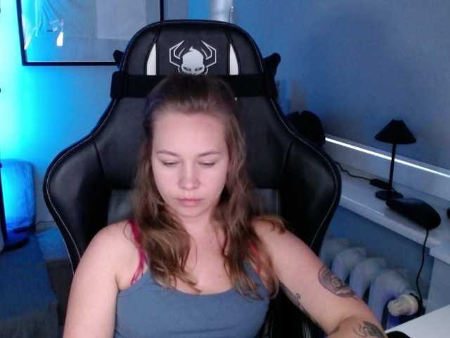 hollyBB