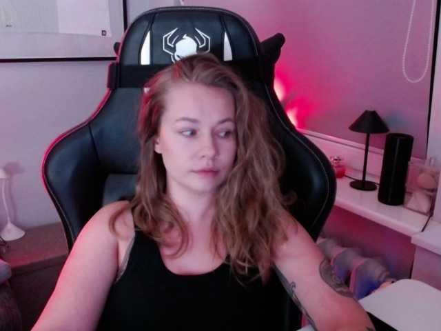hollyBB