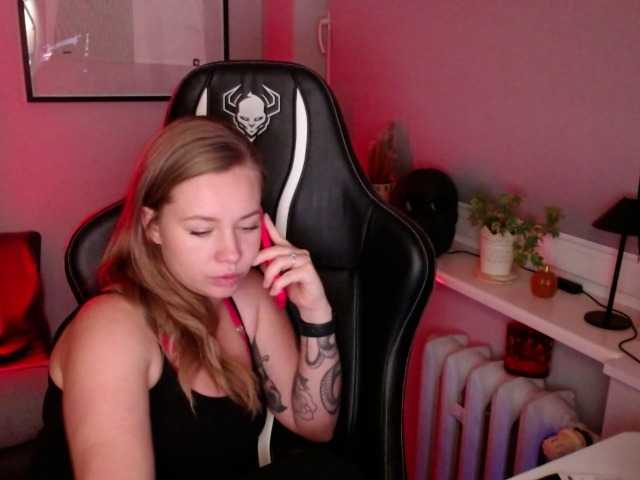 hollyBB