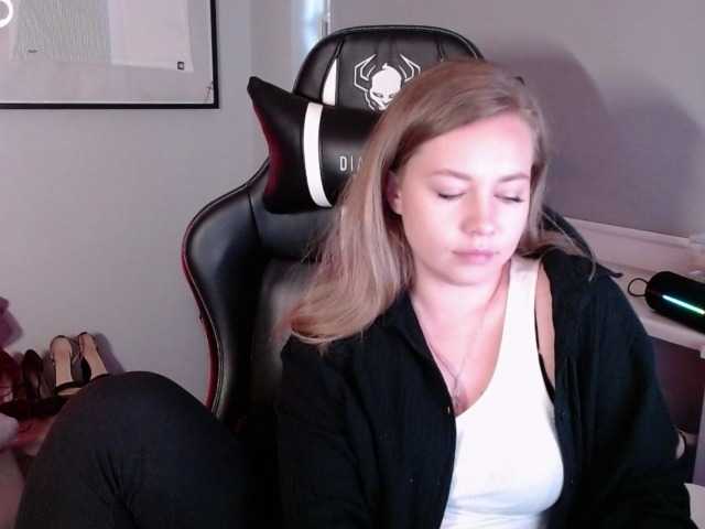 hollyBB