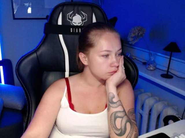 hollyBB live cam on BongaCams
