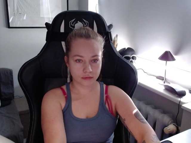 hollyBB