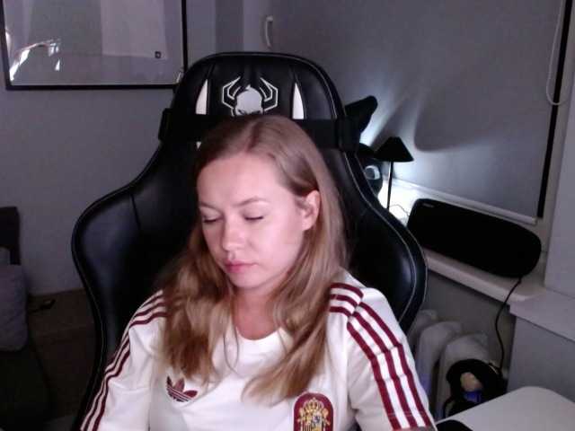 hollyBB