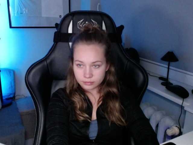 hollyBB