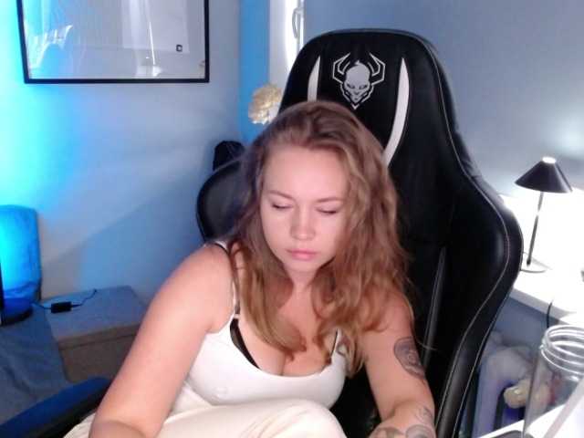 hollyBB
