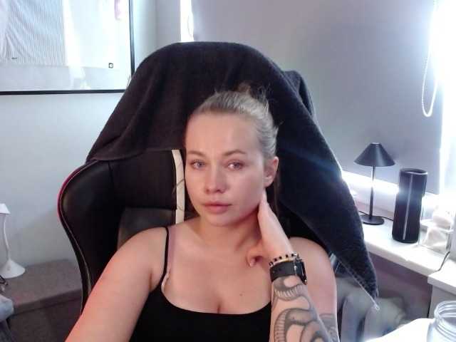 hollyBB