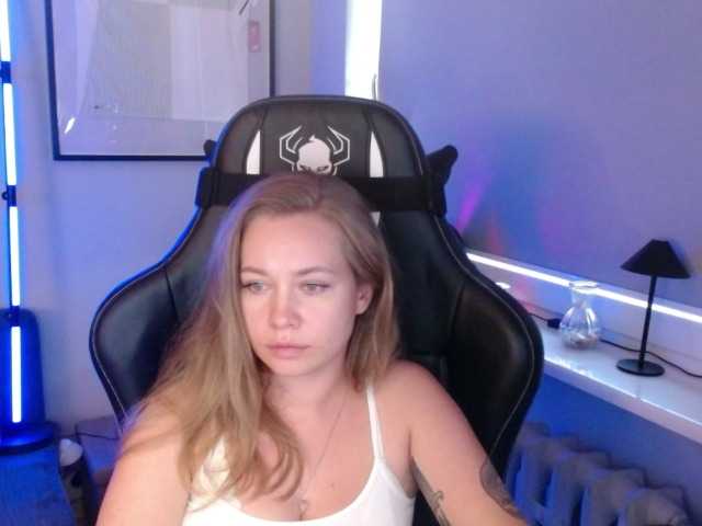 hollyBB