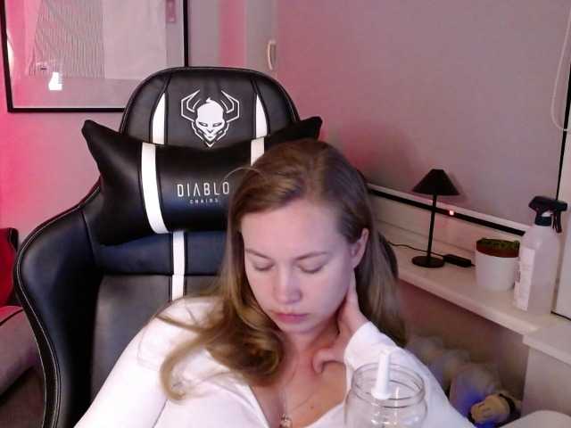 hollyBB