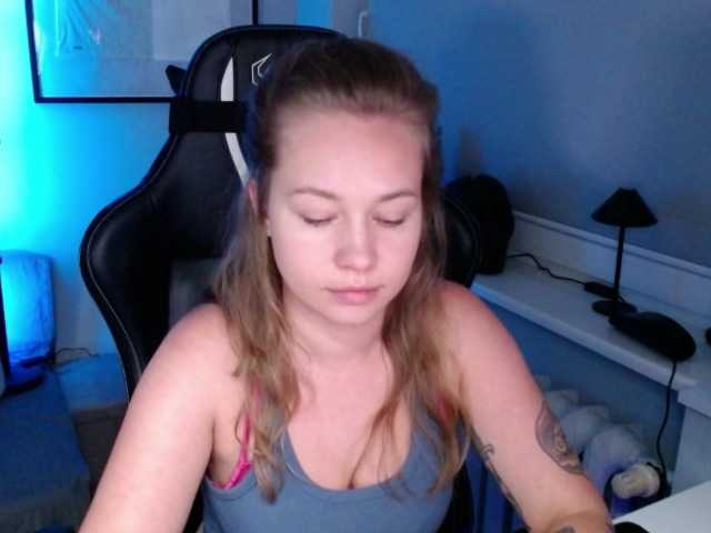hollyBB