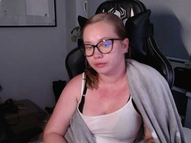 hollyBB